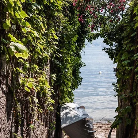 Pescallo Apartment *